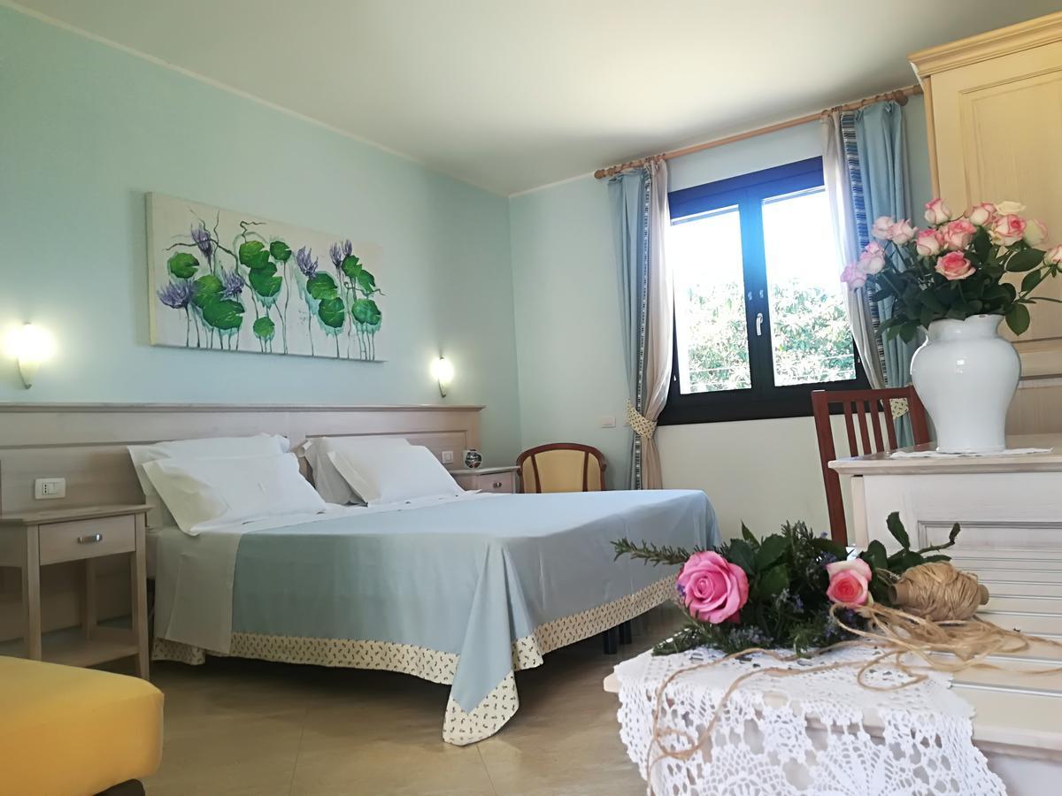 Agriturismo Torrevecchia San Pancrazio Salentino Eksteriør bilde